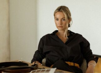 Fashion Blogger Presents an Elegant New Year’s Look You Can Easily Recreate