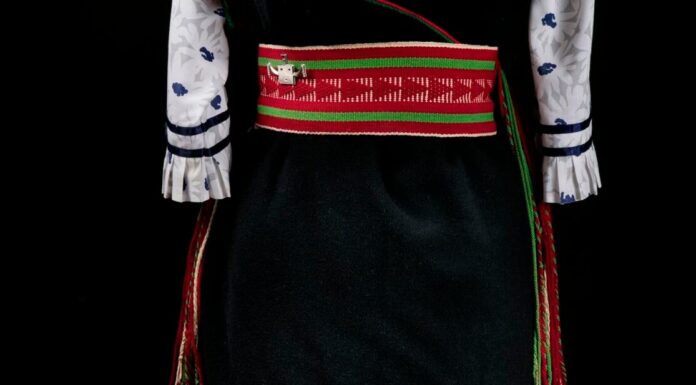 Threads of Legacy: Wheelwright Explores the Fashion and Family Ties in a Native American Art Dynasty