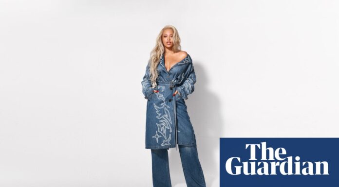 Here is the rewritten title in one sentence:
“We’re obsessed: a visual roundup of the fashion trends and must-haves to know for the week ahead.”