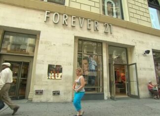 Forever 21 is closing all of its store locations in the US, including seven in the Houston area.