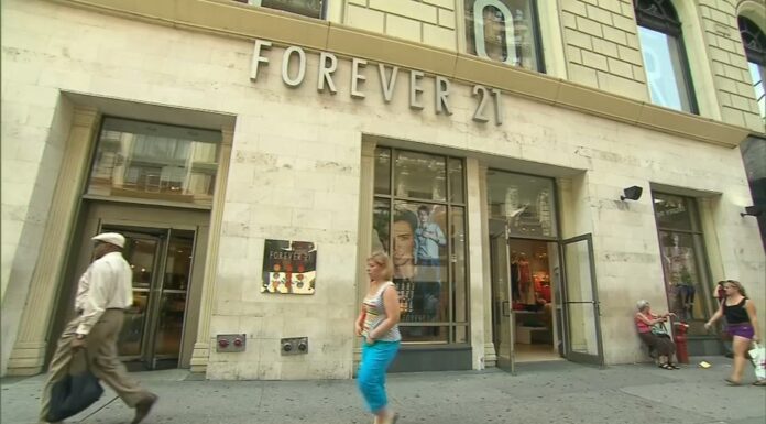 Forever 21 is closing all of its store locations in the US, including seven in the Houston area.