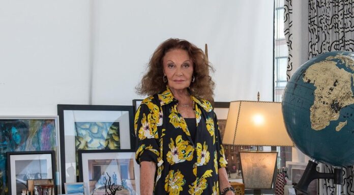 Woman: Before Fashion at the Skirball Cultural Center.