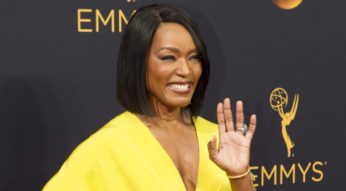 Spring fashion trends from Haitian celebrity stylist Esther Lamour.