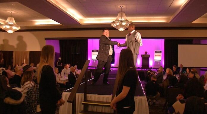 Hundreds of people attended the Guys & Gals Fashion Gala, a high-profile event that drew a sea of fashion enthusiasts.