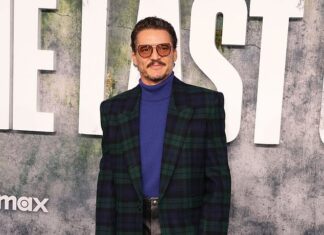 Pedro Pascal made a bold fashion choice at a premiere after being spotted on a date with Jennifer Aniston.