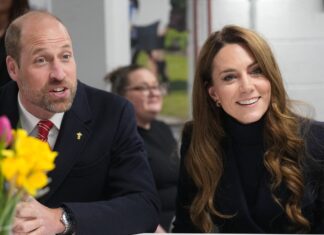 Kate Middleton has ignored a traditional fashion convention, pushing boundaries and still managing to look stylish and elegant in the process.