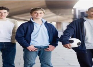 Teen Boys’ Fashion Trends: Discover the latest hot styles and where to buy wholesale.