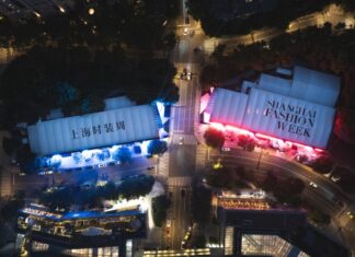 Shanghai prepares to host a fashion gala, with a keen eye for style on display.