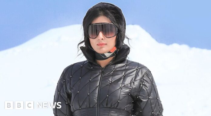 The Gulmarg fashion show in Indian-administered Kashmir has sparked controversy and a heated debate.