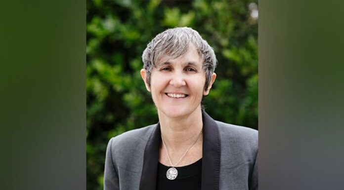 Canopy and Lakme Fashion Week collaborate to host a timely panel discussion on circular solutions.