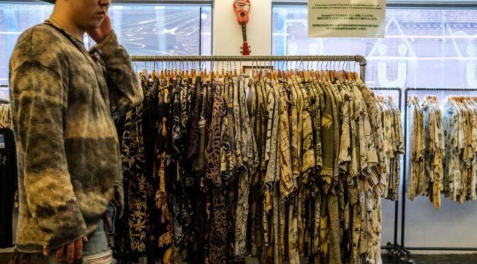 South Korea’s “free size” fashion is ironically confined by societal beauty standards and unrealistic beauty expectations.