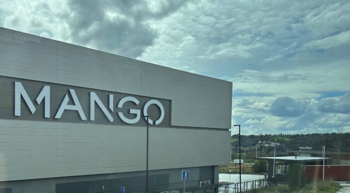 Mango’s “slow fashion” approach is revealed, highlighting the brand’s successful strategy for sustainability and responsible production practices.