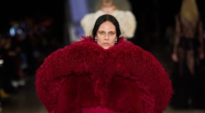 McQueen’s Fall 2025 Fashion Show, aptly titled ‘The Impression’, promises to leave an unforgettable mark on the fashion world.