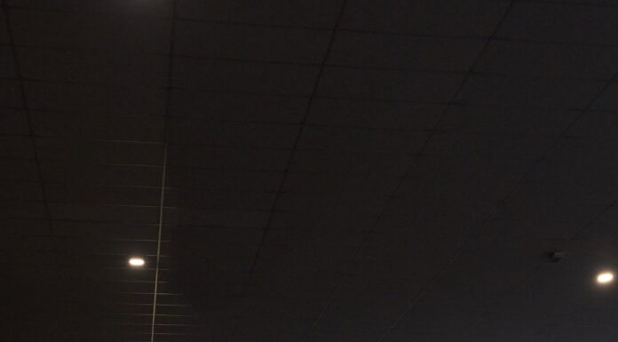 The Ottolinger Fall 2025 fashion show exuded an atmosphere that left a lasting impression.