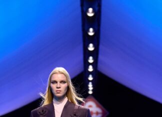 The Casablanca Fall 2025 Fashion Show presented a captivating collection of designs that impressed audiences with its unique blend of style, creativity, and craftsmanship.