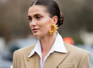 Grandma’s fashion sensibilities are back in style as vintage-inspired bag trends and rings make a comeback.