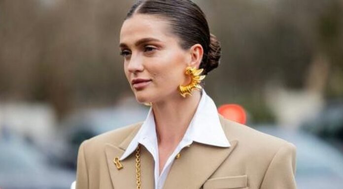 Grandma’s fashion sensibilities are back in style as vintage-inspired bag trends and rings make a comeback.