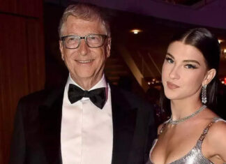 Bill Gates’ 22-year-old daughter Phoebe revealed what her parents told her when she announced her decision to start a fashion website.