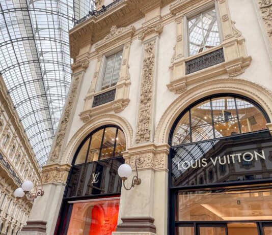 LVMH’s fashion division saw a 5% decline in revenues, indicating potential future challenges in the luxury market.