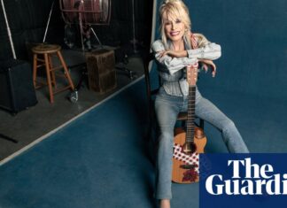 We love: a visual rundown of the week’s top fashion trends and must-have styles.