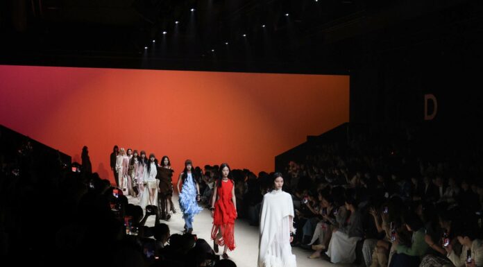 A comprehensive overview of the highlights and notable trends from the Fall 2025 Shanghai Fashion Week.