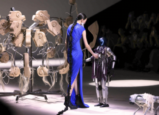 Shanghai Fashion Week 2025 is where technology converges with fashion to create a unique and innovative experience.