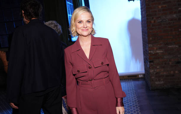 Amy Poehler Reflects on SNL Controversies: A Journey of Growth