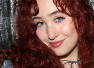 Chappell Roan’s Faux Bob Is Peak Weird Art School Girl — See Photos