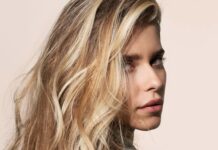 Celebrity Colorist Tips ’90s Blonde Hair: Foiled Cashmere Method
